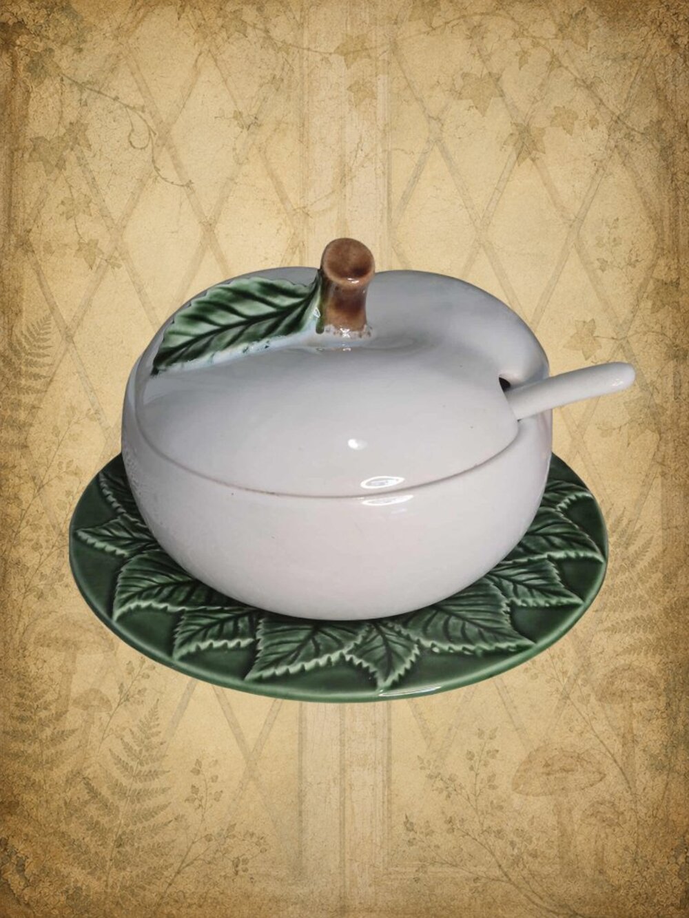 White & Green Apple-Shaped Tureen & Plate